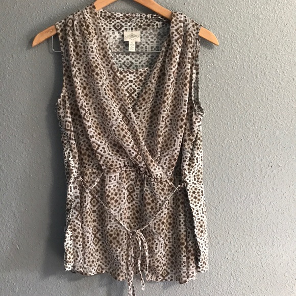 ST. John’s Bay Blouse - Picture 2 of 3